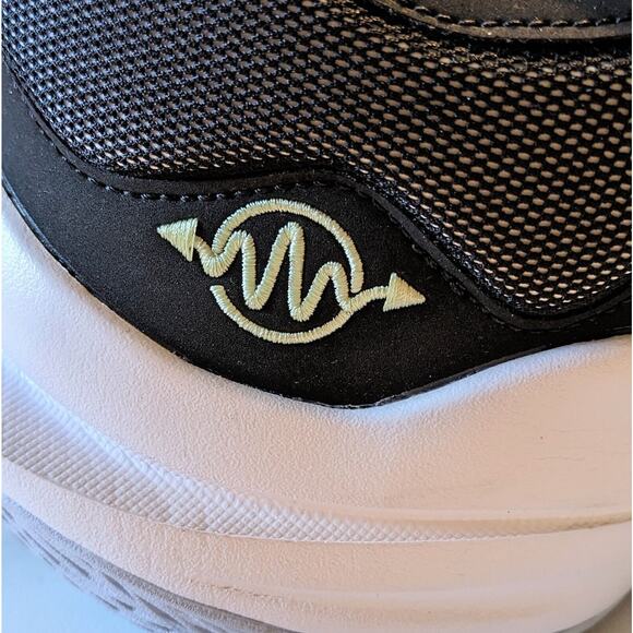Nike Giannis Immortality 2 Men\'s Basketball Shoes White/Black DM0825-101 SIZE 18 main image 7